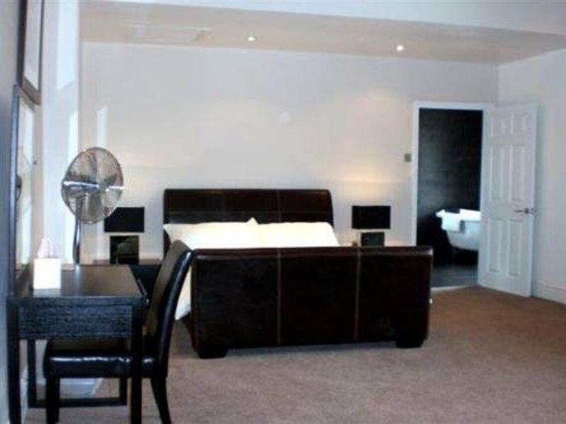 The Amblehurst Hotel Sale Bagian luar foto