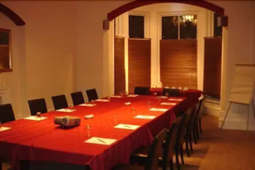 The Amblehurst Hotel Sale Bagian luar foto