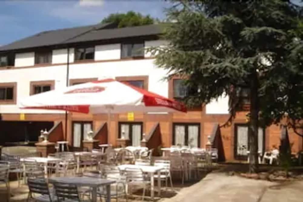 The Amblehurst Hotel Sale Bagian luar foto